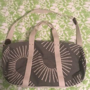 Manaola Duffle Bag- excellent condition!